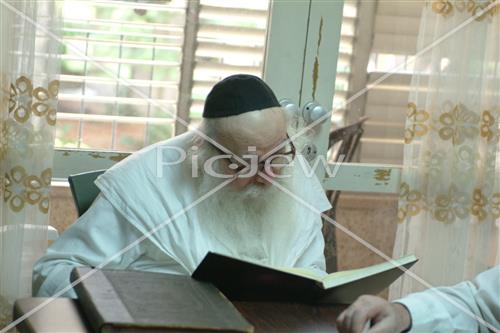 Rabbi Nissim Karlitz