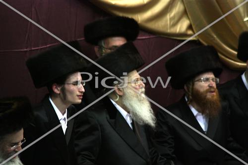 Slonim Rebbe Shlita