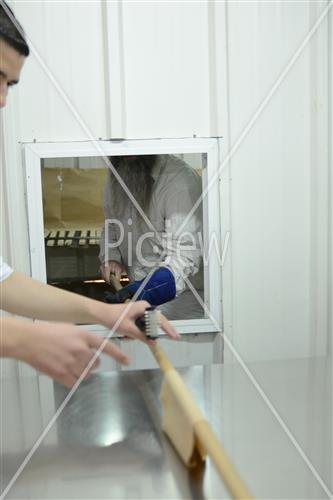 Baking matzos