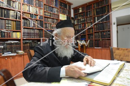 Rabbi Gershon Edelstein