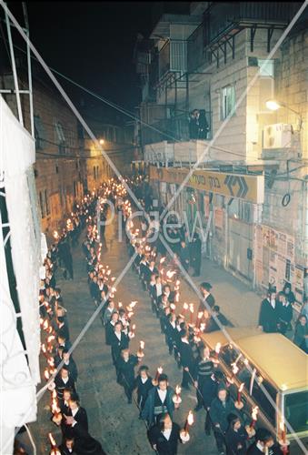 Buying a Sefer Torah