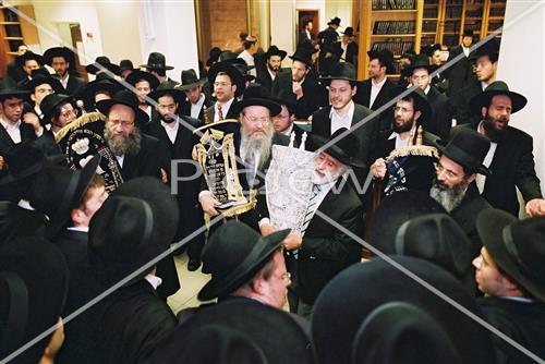 Buying a Sefer Torah