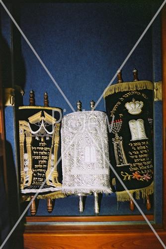 Buying a Sefer Torah