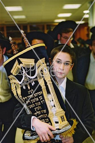 Buying a Sefer Torah