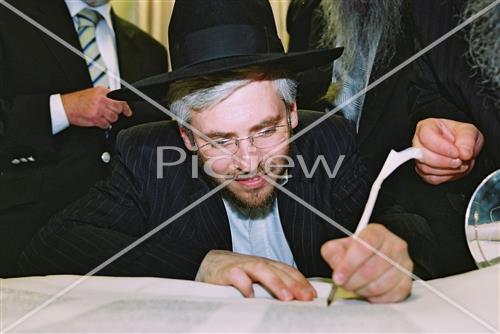 Buying a Sefer Torah