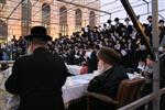 The Rebbe and Chassidim do Tashlich for the Day of Atonement