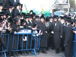 The Rebbe and Chassidim do Tashlich for the Day of Atonement