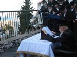The Rebbe and Chassidim do Tashlich for the Day of Atonement