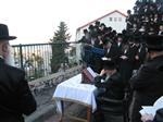 The Rebbe and Chassidim do Tashlich for the Day of Atonement