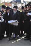 The Rebbe and Chassidim do Tashlich for the Day of Atonement