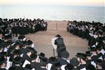 The Rebbe and Chassidim do Tashlich for the Day of Atonement