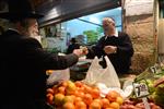 שוק מחנה יהודה בין הרחובות יפו ואגריפס לצד שכונת מחנה יהודה בירושלים