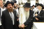 Sefer Torah at Kol Ya&#39;akov in the Bait Vagan in Jerusalem, headed by Rabbi Yehudah Ades