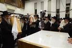 Sefer Torah at Kol Ya&#39;akov in the Bait Vagan in Jerusalem, headed by Rabbi Yehudah Ades