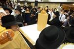 Sefer Torah at Kol Ya&#39;akov in the Bait Vagan in Jerusalem, headed by Rabbi Yehudah Ades