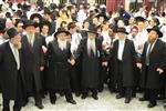 Sefer Torah at Kol Ya&#39;akov in the Bait Vagan in Jerusalem, headed by Rabbi Yehudah Ades