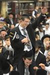 Sefer Torah at Kol Ya&#39;akov in the Bait Vagan in Jerusalem, headed by Rabbi Yehudah Ades