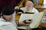 יהודים לומדים תורה