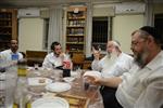 יהודים לומדים תורה