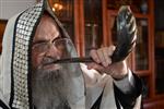 Blow the shofar in Elul