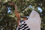 Shofar blowing a ram&#39;s horn