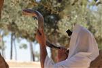 Shofar blowing a ram&#39;s horn