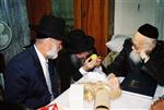 Rabbi Shalom Yosef Elyashiv with four species on Sukkot