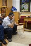 Jews praying on the destruction of the temple at midnight