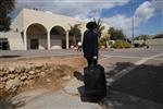 Yeshiva students by way of public transportation in Jerusalem