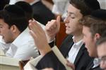 Mir Yeshiva students studying in Jerusalem