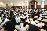 Mir Yeshiva students studying in Jerusalem