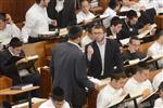 Mir Yeshiva students studying in Jerusalem