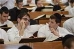 Mir Yeshiva students studying in Jerusalem