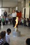 מדליקים ורוקדים סביב מדורת ל&quot;ג בעומר