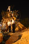 מדליקים ורוקדים סביב מדורת ל&quot;ג בעומר