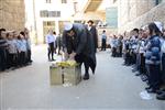 מדליקים ורוקדים סביב מדורת ל&quot;ג בעומר
