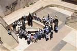 מדליקים ורוקדים סביב מדורת ל&quot;ג בעומר