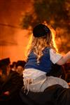 מדליקים ורוקדים סביב מדורת ל&quot;ג בעומר