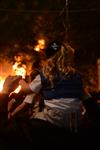 מדליקים ורוקדים סביב מדורת ל&quot;ג בעומר