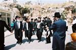 מדליקים ורוקדים סביב מדורת ל&quot;ג בעומר