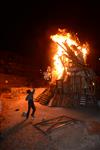 Light and dancing around Lag Ba&#39;Omer bonfire