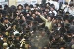 מדליקים ורוקדים סביב מדורת ל&quot;ג בעומר