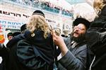 מדליקים ורוקדים סביב מדורת ל&quot;ג בעומר