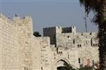 מבט על חומות העיר העתיקה בירושלים