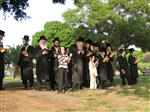 הרבי והחסידים מקיימים את מנהג תשליך לקראת יום הכיפורים