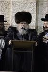 The Rebbe and Chassidim do Tashlich for the Day of Atonement