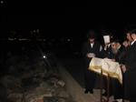 The Rebbe and Chassidim do Tashlich for the Day of Atonement