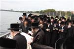 The Rebbe and Chassidim do Tashlich for the Day of Atonement